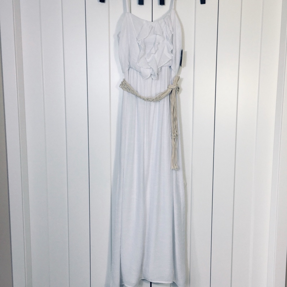 FREE🛍 w Purchase || White Gauze Maxi Dress w Belt || NWT